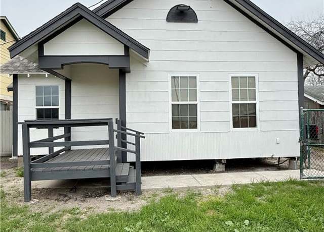 Property at 1209 17th St, Corpus Christi, TX 78405, 2 beds, 1 bath