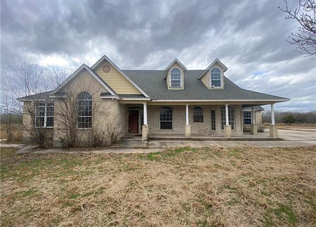 Property at 527 County Road 137, Alice, TX 78332, 3 beds, 2 baths