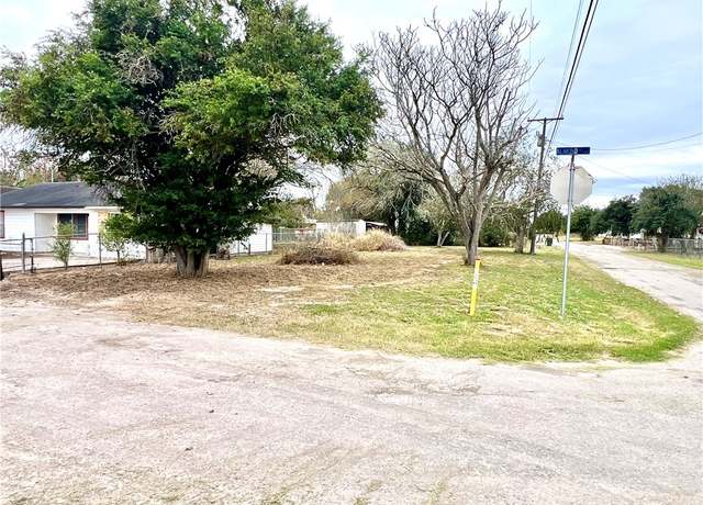 Property at 0 Elbano St, Alice, TX 78332