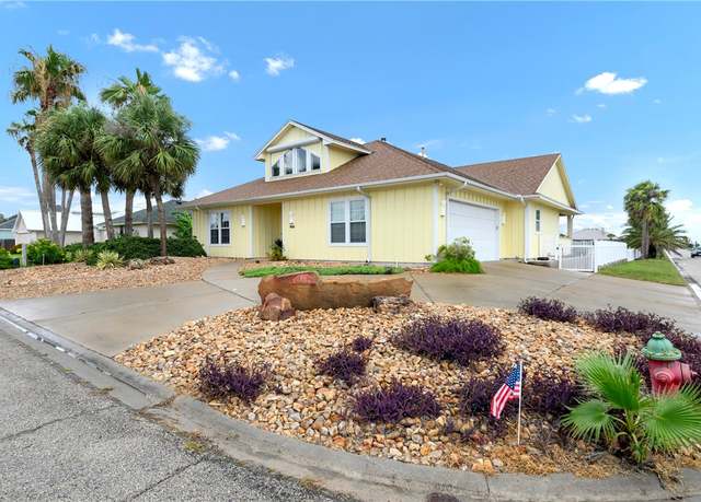 Property at 100 Dolphin Ct, Aransas Pass, TX 78336, 3 beds, 2.5 baths