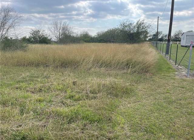 Property at 2 Jennifer, Orange Grove, TX 78372