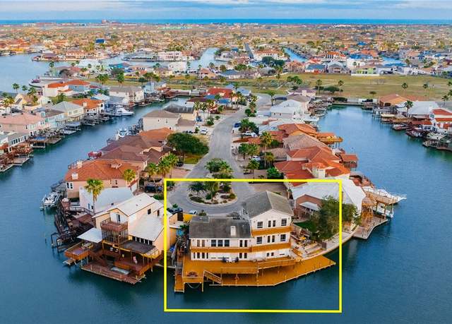 Property at 13501 Queen Johanna Ct, Corpus Christi, TX 78418, 4 beds, 5.5 baths