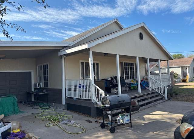 Property at 604 N Ironwood Ave, Bishop, TX 78343, 3 beds, 2 baths