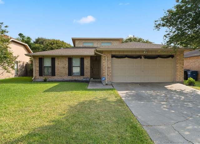 Property at 4446 Sunlight Dr, Corpus Christi, TX 78413, 3 beds, 2 baths