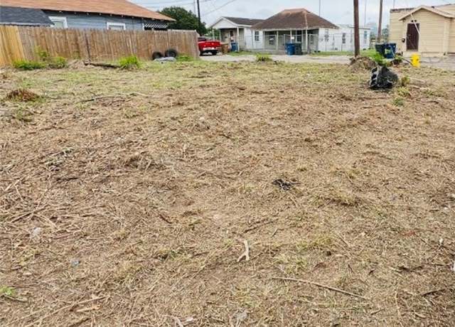 Property at 2010 Mussett St, Corpus Christi, TX 78408