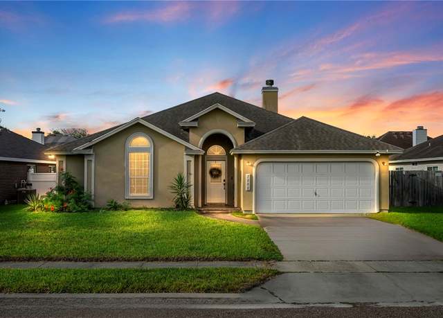 Property at 7006 Presidio Dr, Corpus Christi, TX 78414, 4 beds, 2 baths