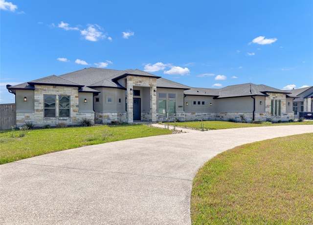 Property at 1357 Lion Heart Ct, Corpus Christi, TX 78415, 4 beds, 3.5 baths