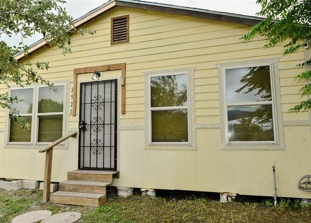 Property at 3930 Hidalgo St, Corpus Christi, TX 78405, 2 beds, 1 bath