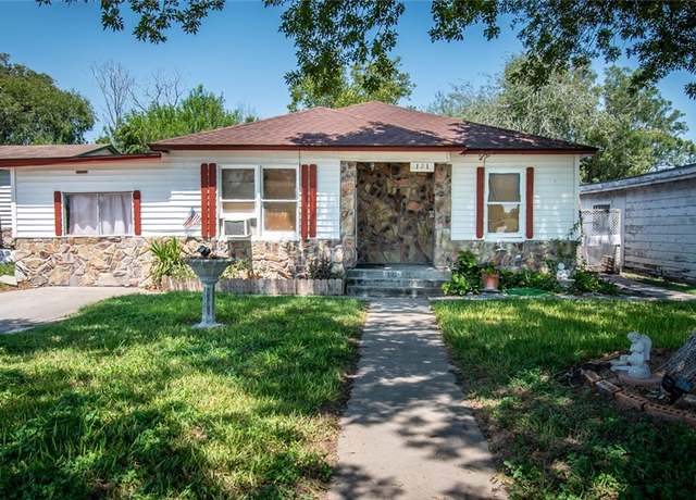 Property at 121 W Avenue E, Robstown, TX 78380, 3 beds, 1 bath
