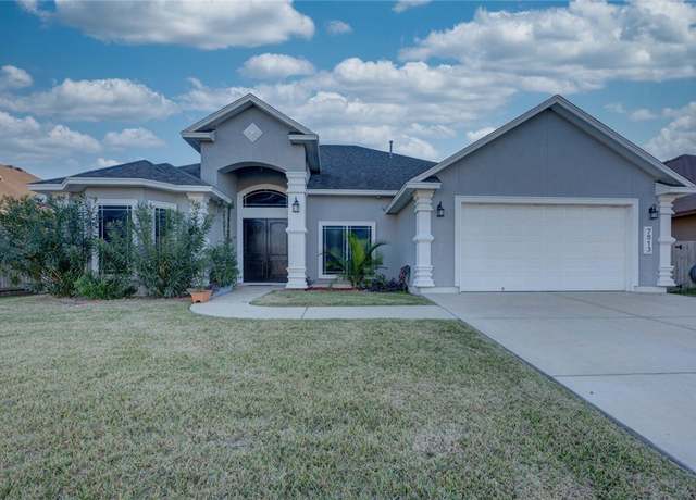 Property at 7513 S Lake Dr, Corpus Christi, TX 78414, 5 beds, 3 baths