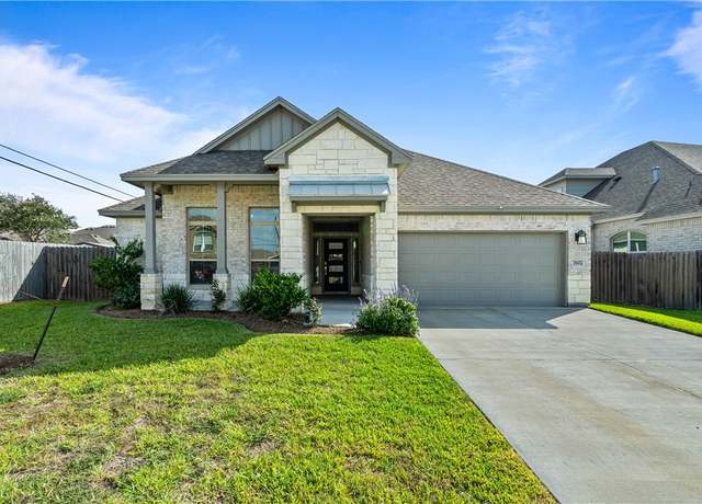 Property at 7602 Stampede Dr, Corpus Christi, TX 78414, 5 beds, 3.5 baths