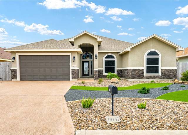 Property at 14141 La Blanquilla Dr, Corpus Christi, TX 78418, 4 beds, 3.5 baths