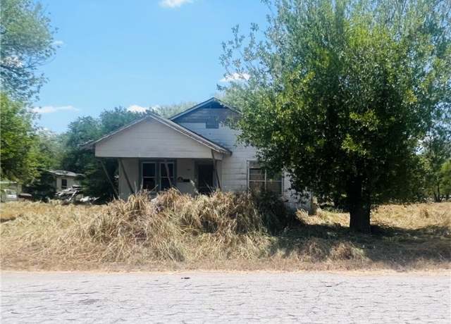 Property at 0 SE 3rd St, Premont, TX 78375, 3 beds, 1 bath