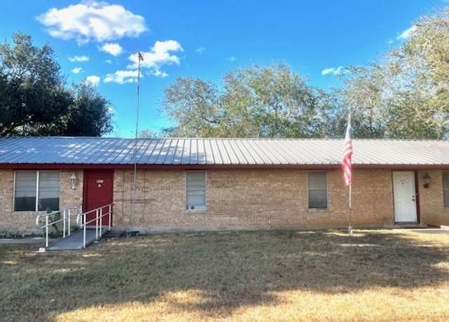 Property at 4722 Business 181 N, Beeville, TX 78102, 1 bath