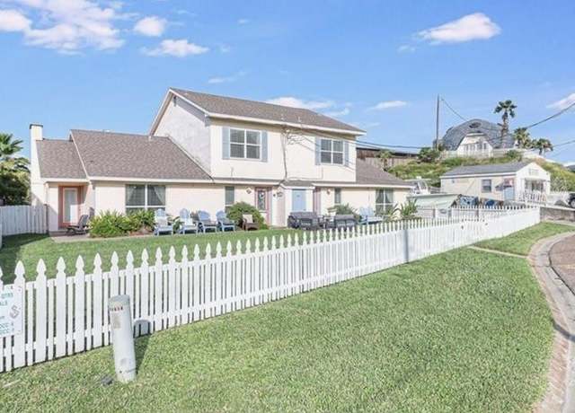 Property at 701 La Juana Ct, Port Aransas, TX 78373, 6 beds, 7 baths