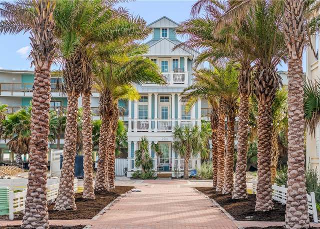 Property at 204 Tailwind Dr, Port Aransas, TX 78373, 3 beds, 3.5 baths