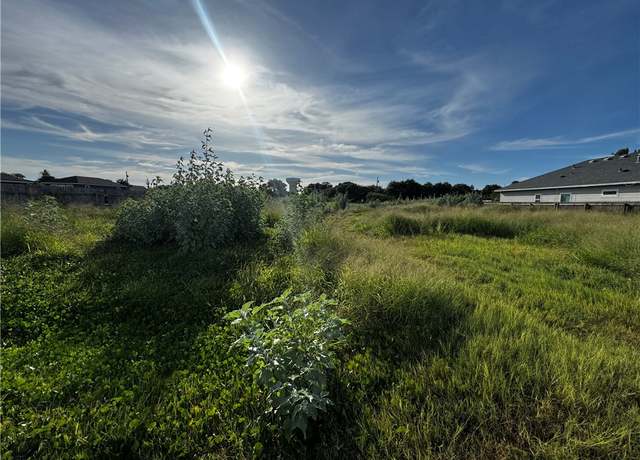 Property at 1922-1930 Sunglo Dr, Corpus Christi, TX 78418