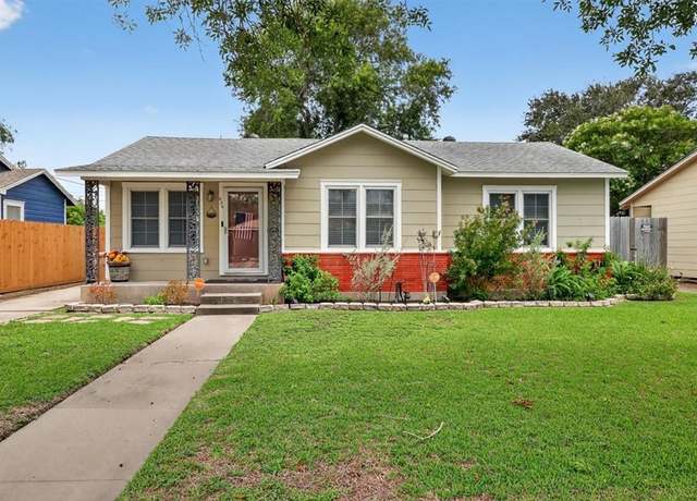 Property at 934 Cunningham St, Corpus Christi, TX 78411, 3 beds, 2 baths