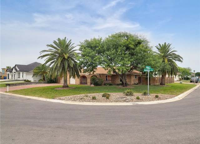 Property at 14350 Aquarius St, Corpus Christi, TX 78418, 3 beds, 2 baths