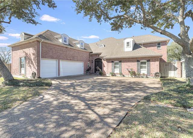 Property at 441 Colony Dr, Corpus Christi, TX 78412, 5 beds, 5.5 baths