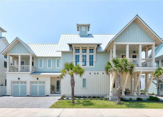 Property at 717 Friendship Ln, Port Aransas, TX 78373, 4 beds, 4.5 baths