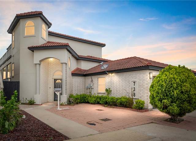 Property at 738 Crown Hbr, Corpus Christi, TX 78402, 3 beds, 2.5 baths