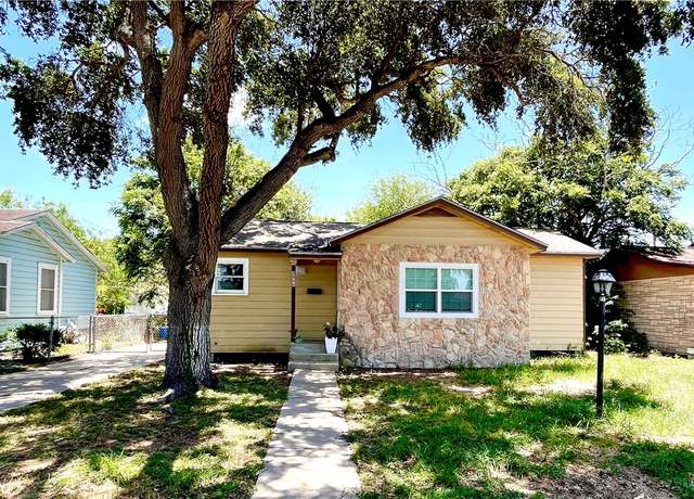 Property at 4046 Green Grove Dr, Corpus Christi, TX 78415, 3 beds, 2 baths