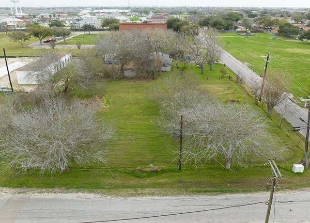 Property at 139 Allen Dr, Portland, TX 78374
