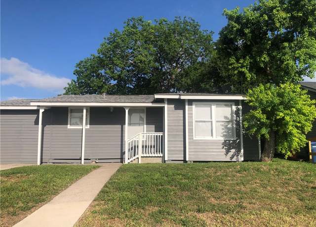 Property at 741 Lansdown Dr, Corpus Christi, TX 78412, 3 beds, 2 baths