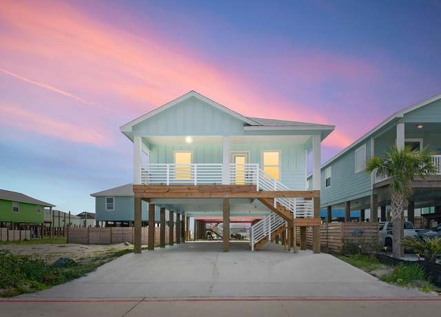 Property at 207 Flounder Dr, Port Aransas, TX 78373, 4 beds, 3 baths