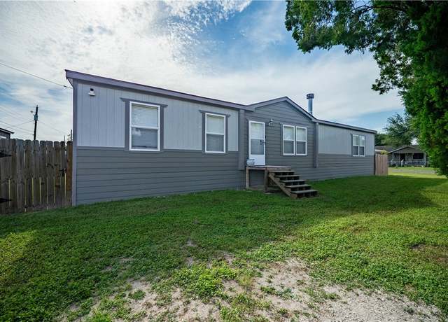 Property at 1101 Vela St, Alice, TX 78332, 4 beds, 2 baths