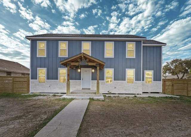 Property at 1101 6th St, Corpus Christi, TX 78404, 4 beds, 4 baths