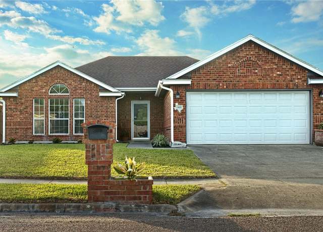 Property at 2401 Handlin Dr, Corpus Christi, TX 78418, 3 beds, 2 baths