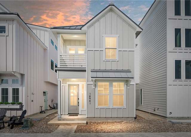 Property at 14941 Leeward Dr, Corpus Christi, TX 78418, 3 beds, 2.5 baths
