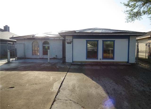 Property at 5606 Palo Blanco St, Corpus Christi, TX 78417, 3 beds, 2 baths