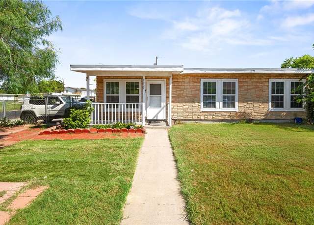 Property at 3702 Lincoln St, Corpus Christi, TX 78415, 4 beds, 2 baths