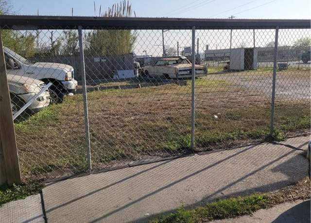 Property at 202 Airport Rd, Corpus Christi, TX 78405