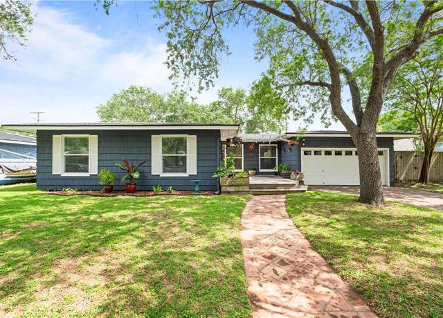 Property at 613 Grant Pl, Corpus Christi, TX 78411, 3 beds, 2 baths
