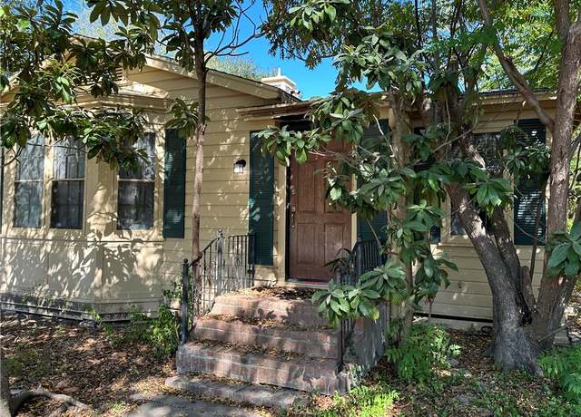 Property at 3102 Topeka St, Corpus Christi, TX 78404, 3 beds, 2 baths