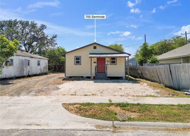 Property at 705 Seminole St, Corpus Christi, TX 78405, 3 beds, 1 bath