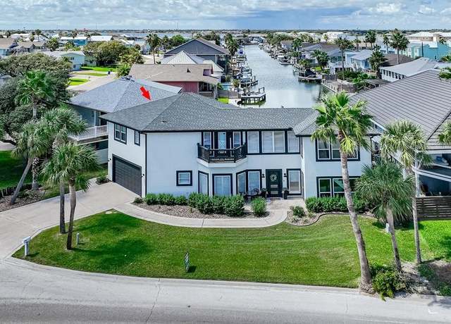 Property at 1871 Bay Shore Dr, Rockport, TX 78382, 4 beds, 3.5 baths