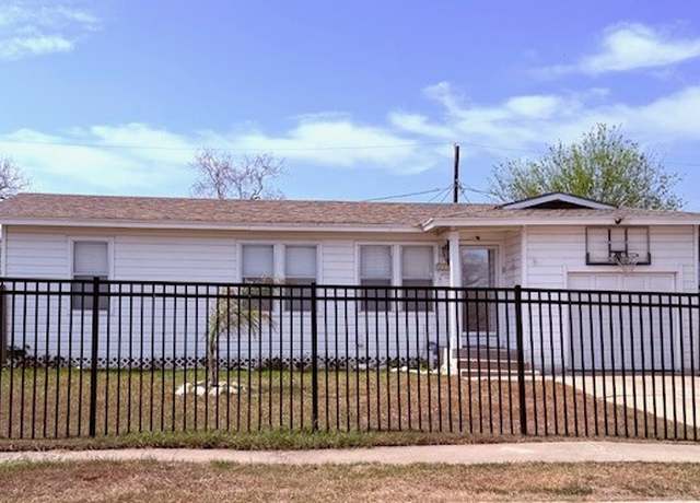 Property at 1125 Woodlawn Dr, Corpus Christi, TX 78412, 3 beds, 1 bath