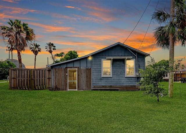 Property at 322 Tarrant Ave, Port Aransas, TX 78373, 1 bed, 1 bath