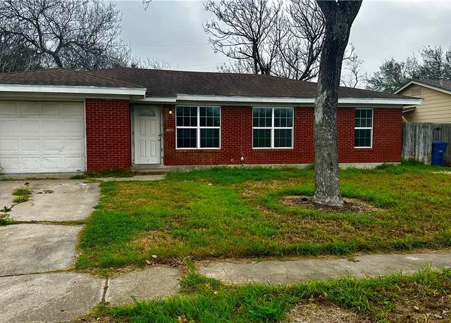 Property at 5818 Glen Arbor Dr, Corpus Christi, TX 78412, 3 beds, 2 baths