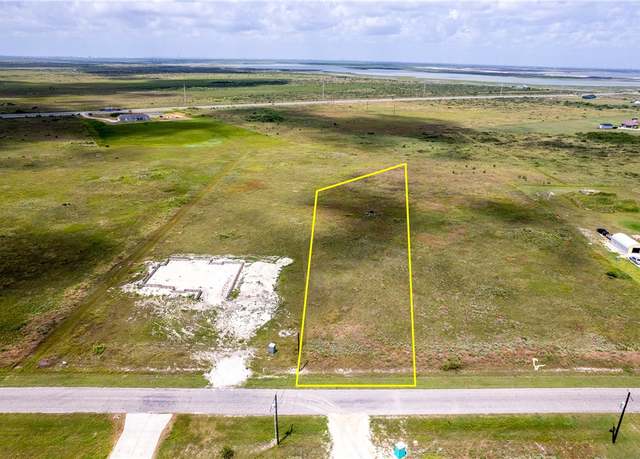 Property at 212 Sunrise Dr, Rockport, TX 78382