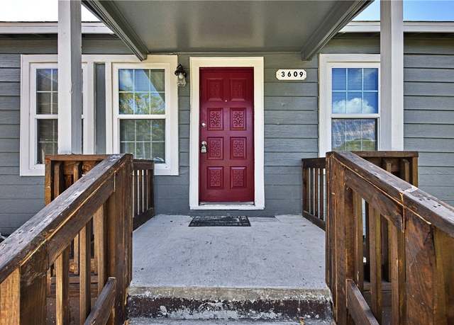 Property at 3609 Stinson St, Corpus Christi, TX 78405, 4 beds, 2 baths