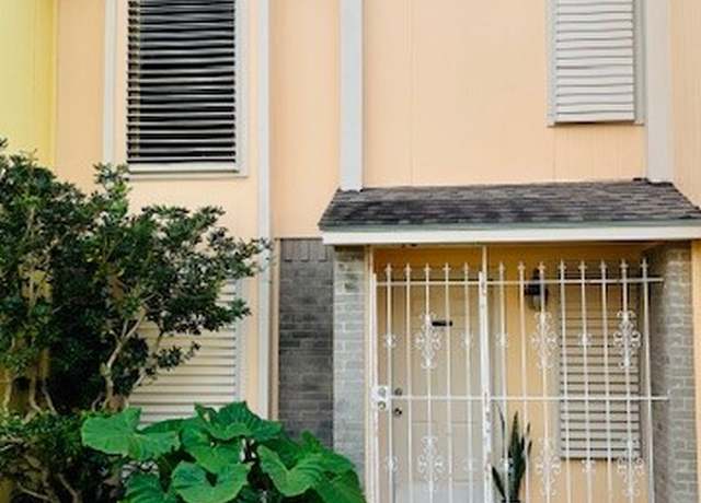 Property at 6702 Everhart Rd Unit V102, Corpus Christi, TX 78413, 2 beds, 1.5 baths