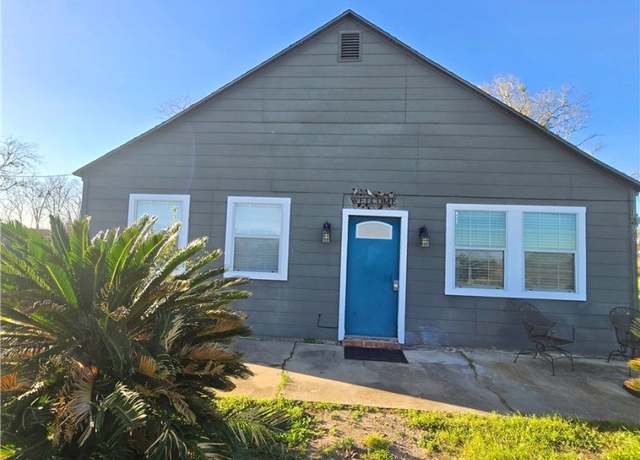 Property at 1296 Brownson, Victoria, TX 77905, 2 beds, 1 bath