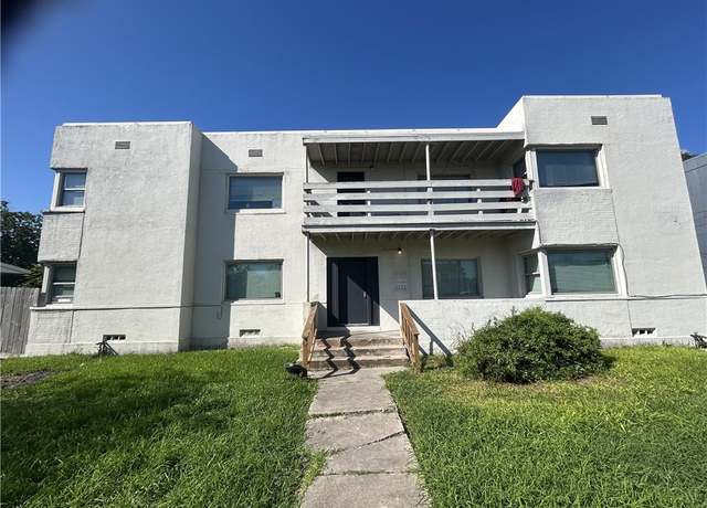 Property at 2129 16th St, Corpus Christi, TX 78404, 8 beds, 4 baths
