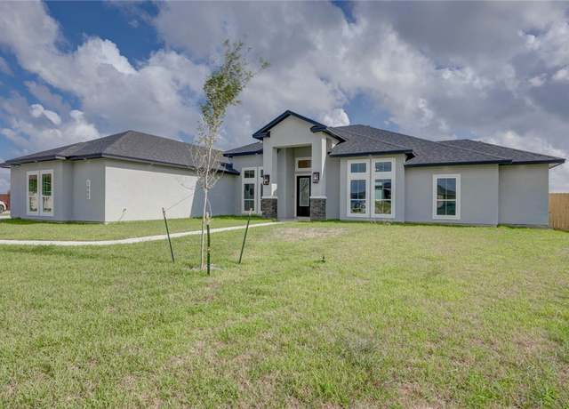 Property at 1365 Whitehand Ct, Corpus Christi, TX 78415, 5 beds, 3.5 baths